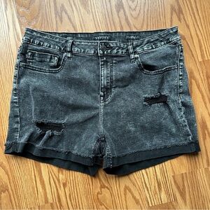 Vigoss Black Distressed Denim Shorts W 32  4” Inseam
